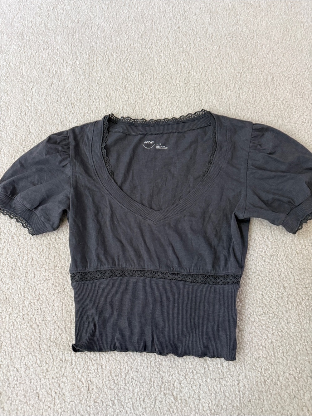 aerie Black Lace-Trim Puff Sleeve Crop Top